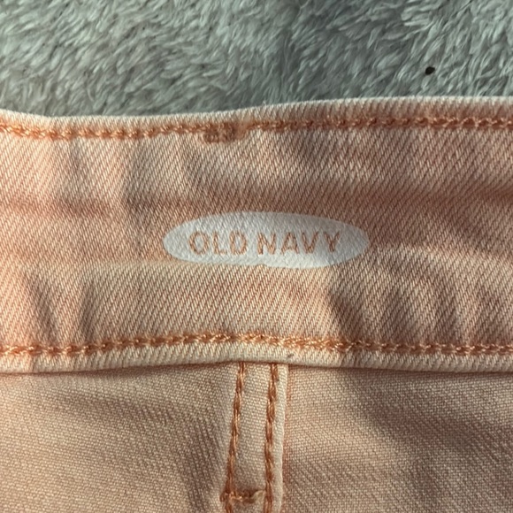 Old Navy Peach Jean Shorts Casual Cuffed Hem - Picture 2 of 3